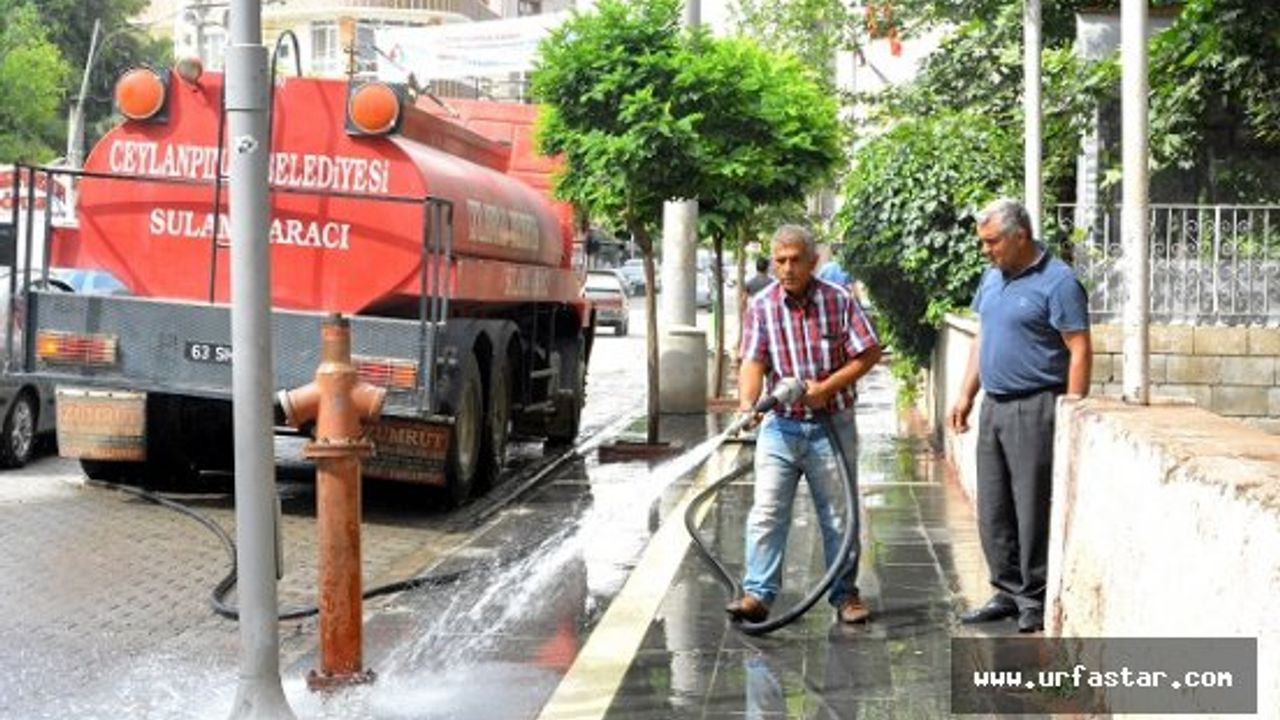 Ceylanpınar'da cadde ve kaldırımlar tertemiz