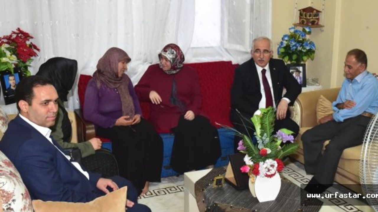 VALİ TUNA ŞEHİT AİLESİYLE İFTAR YAPTI
