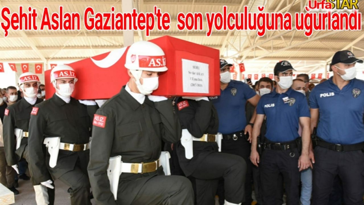 Vali Erin'de törene katıldı