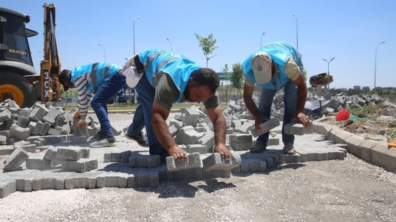 Haliliye'de 4 mahallede üst yapı çalışmaları sürüyor