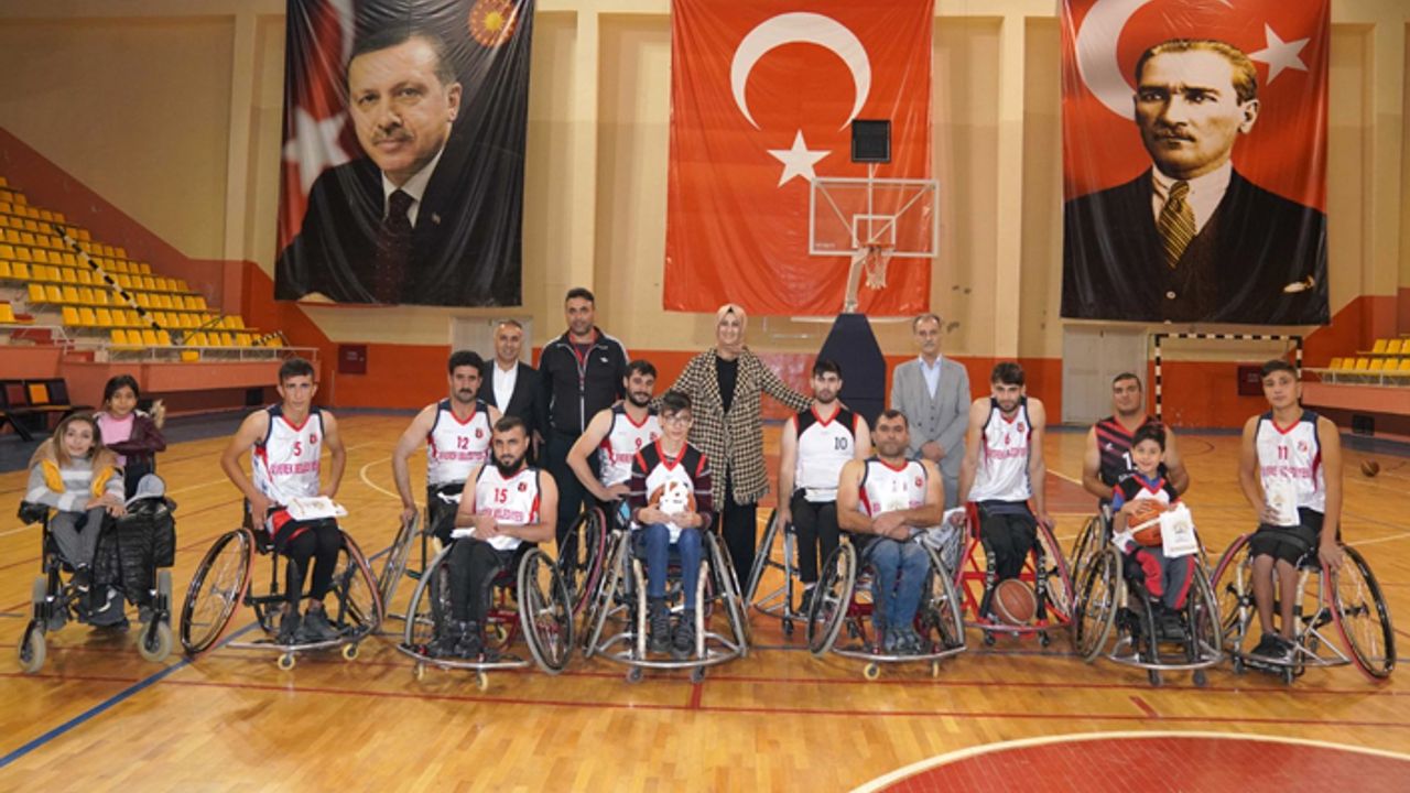 Çakmak'tan Dünya Engelliler Günü mesajı