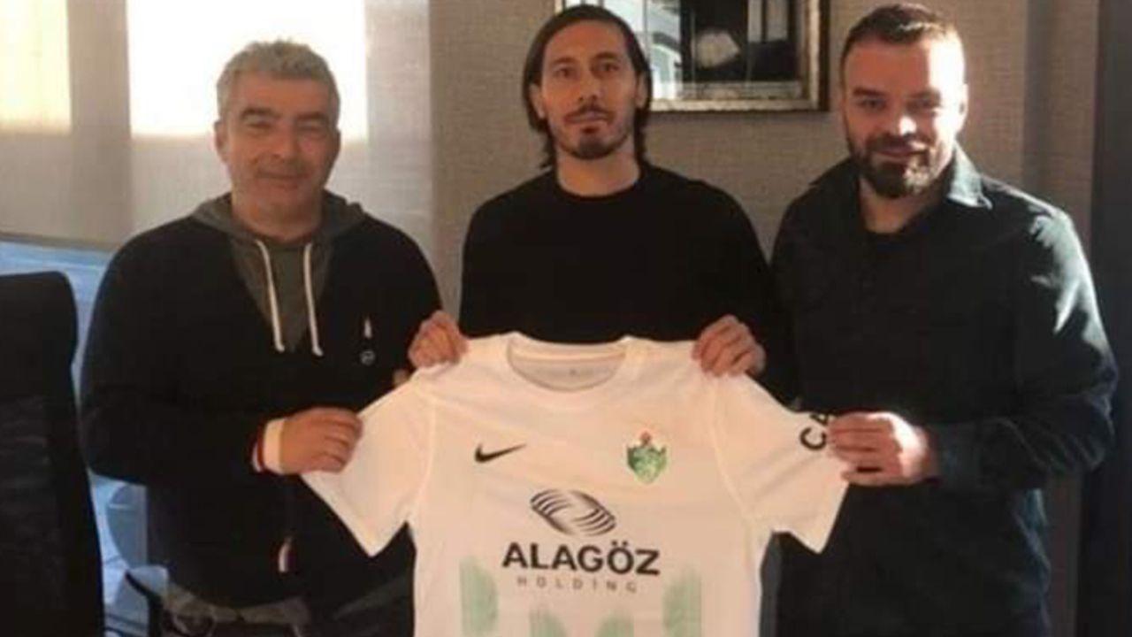 Urfaspor taraftarları istiyordu! Yeni takımına imzayı attı