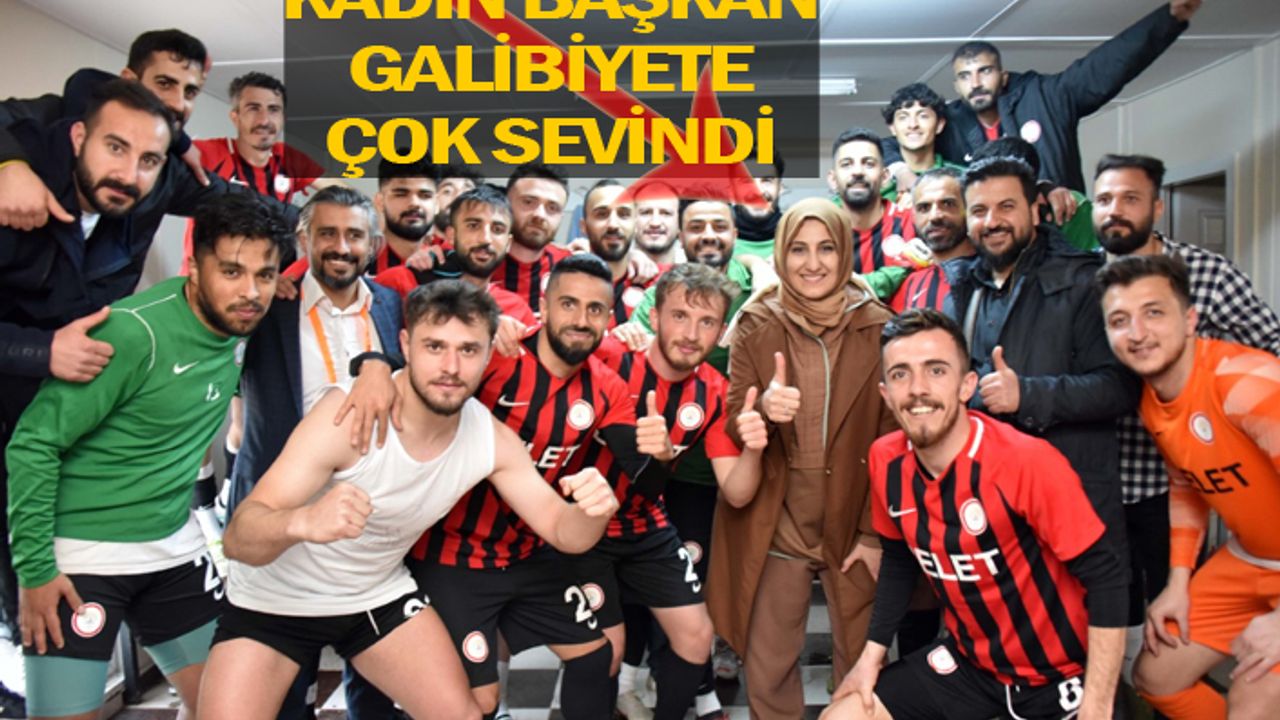 Galibiyeti Başkan Çakmak'a armağan ettiler