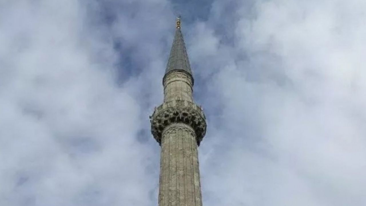 Elektriği kesilen camiye enerji bakın nasıl verildi