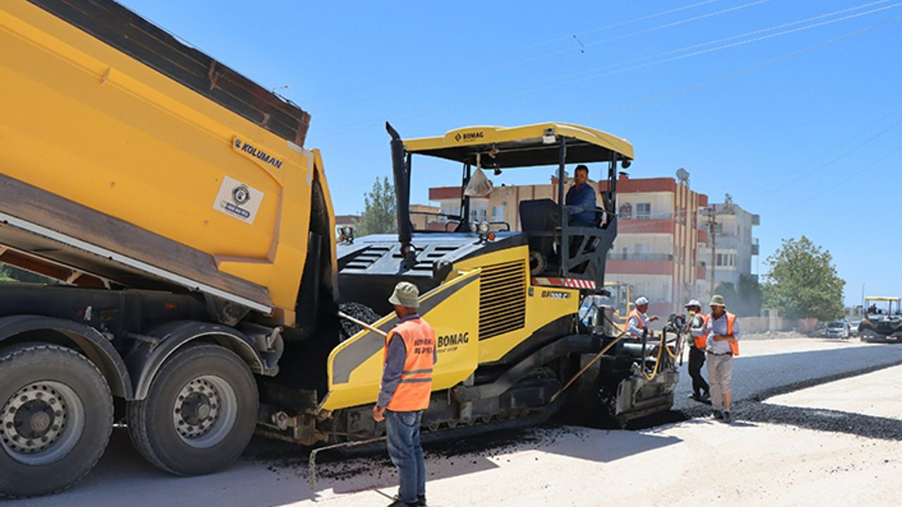 Büyükşehir'den Siverek'e asfalt atağı