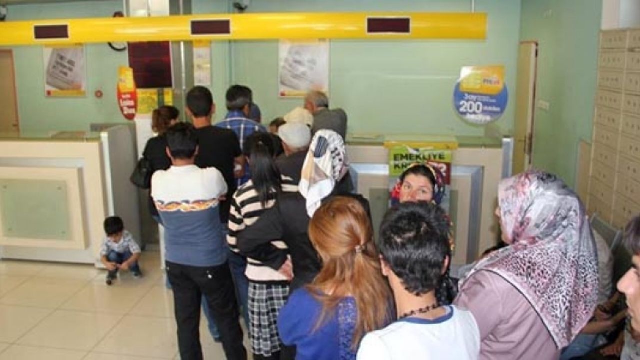 Ödemeler resmen başladı! Her aileye 1.300 TL destek