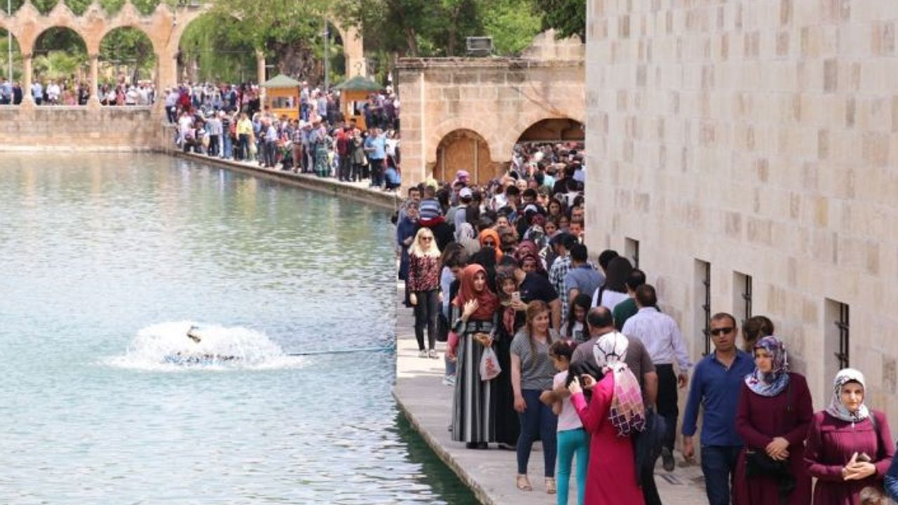 Balıklıgöl'de hırsızlık yaptılar, çok geçmeden suçüstü yakalandılar