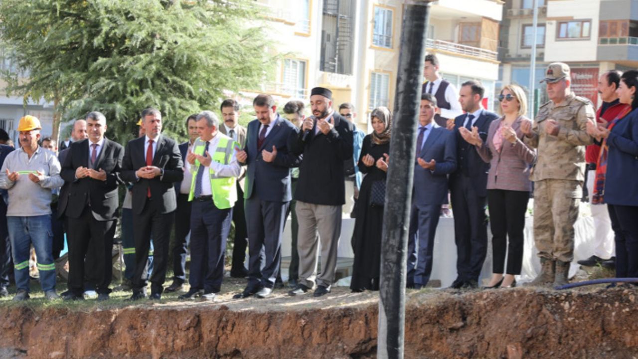 İş Adamı Canbaz'dan örnek davranış! Temeli atıldı