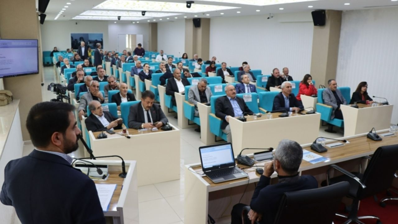 Urfa meclisinde 3 ilçenin yeni yıl bütçesi onaylandı