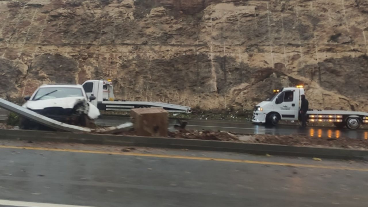 Aşırı yağışlar kaza yapmasına neden oldu