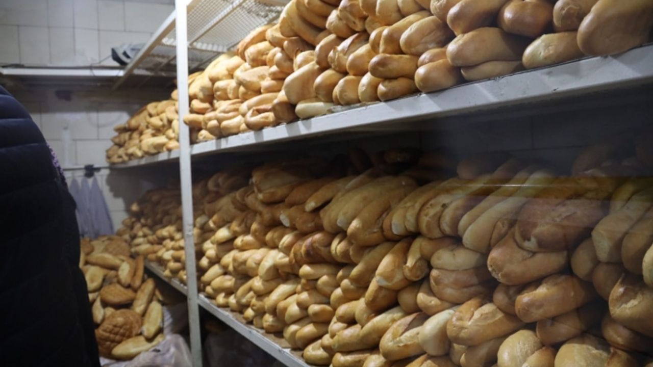 Urfa'da 3 bin ekmek nereye gidiyor?