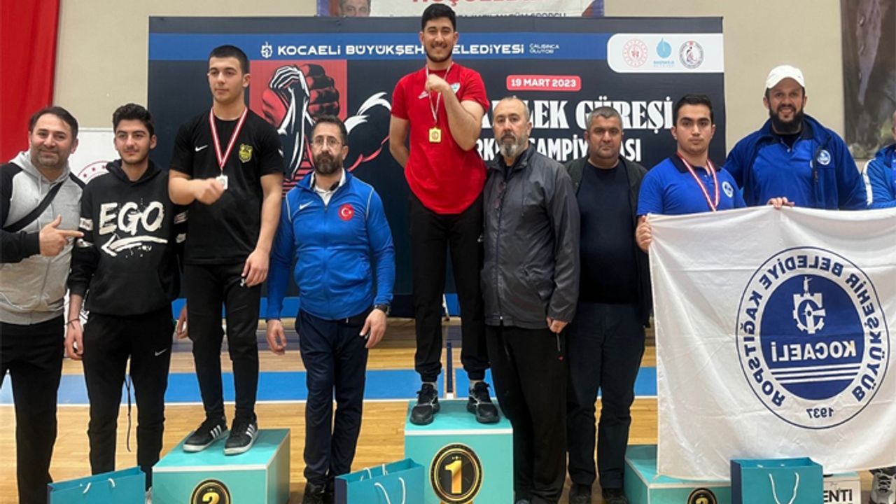 Haliliyeli sporcu namağlup Türkiye 1'incisi oldu