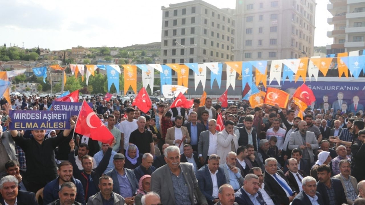 Cevheri'nin seçim bürosu açılışı mitinge dönüştü