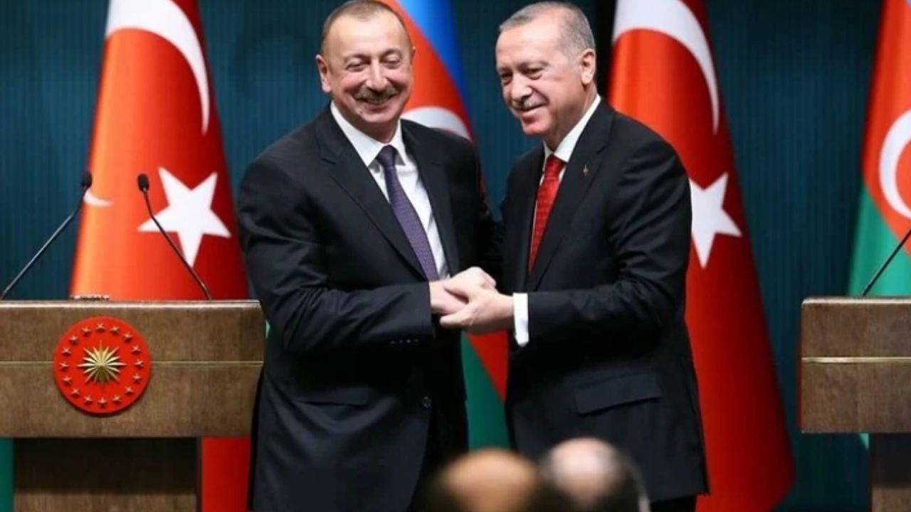 Dost dediğin kötü günde belli olur!...