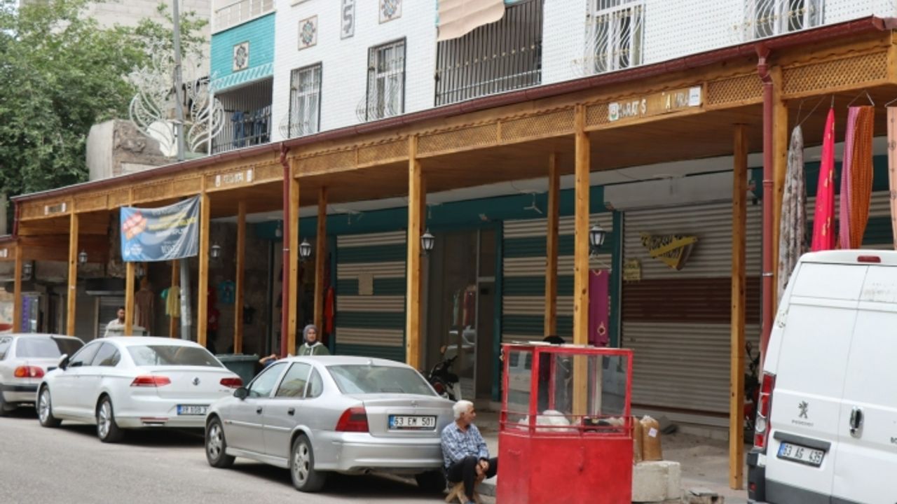 Eyyüp Peygamber Caddesinde Sundurma Çalışması Tamamlandı