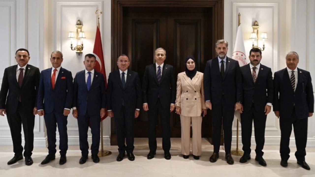 Urfa vekilleri 3 yeni bakanı ziyaret etti...