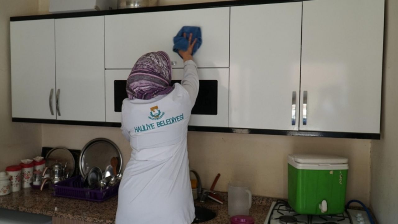 Haliliye Belediyesi evde bakım hizmetlerini sürdürüyor