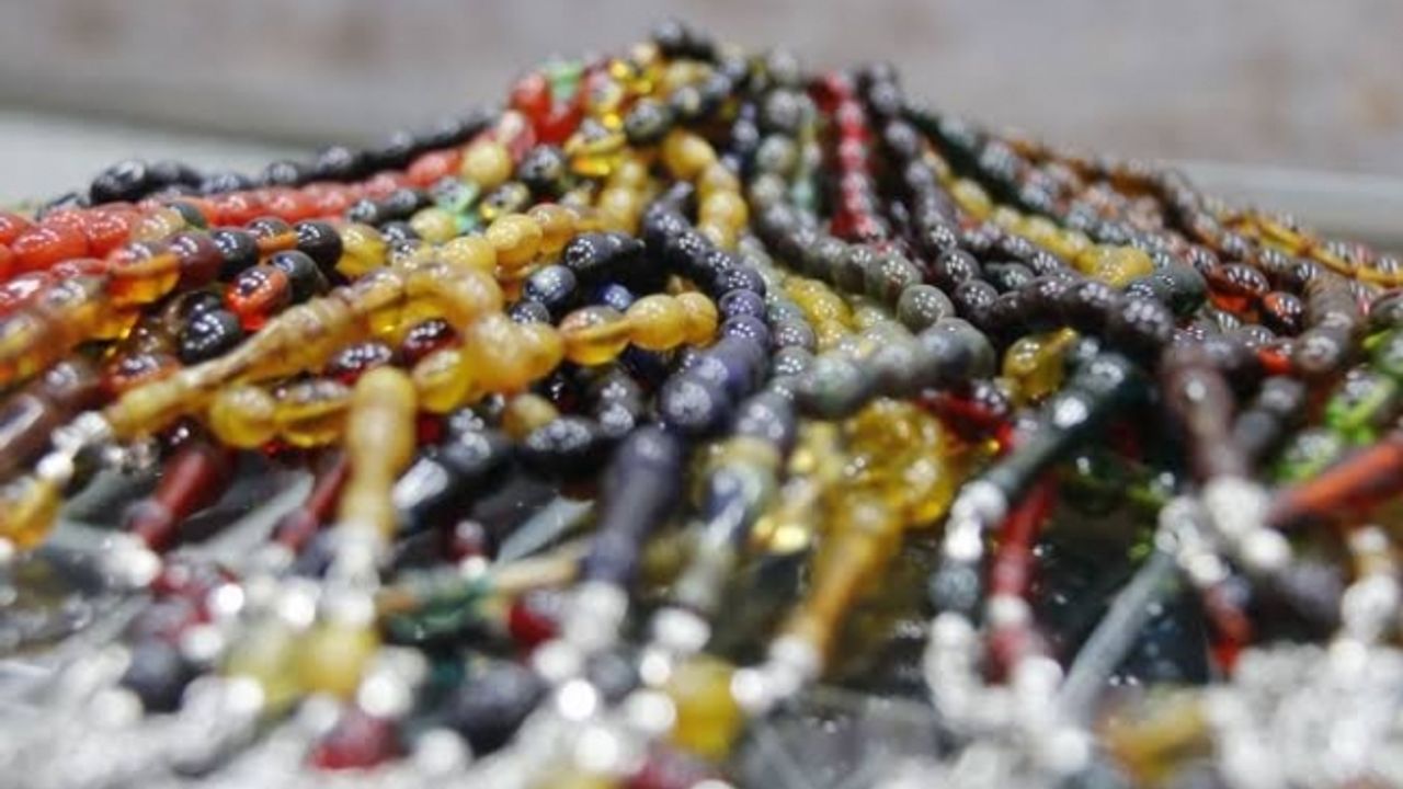 Urfa'da 30 binlik tesbihler meraklısı bekliyor