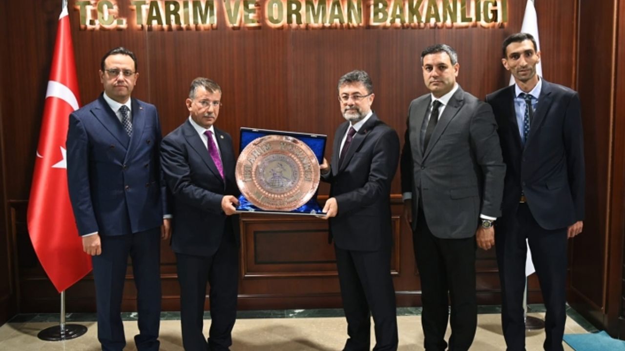 Cevheri, Bakan Yumaklı'ya Urfa'nın taleplerini iletti