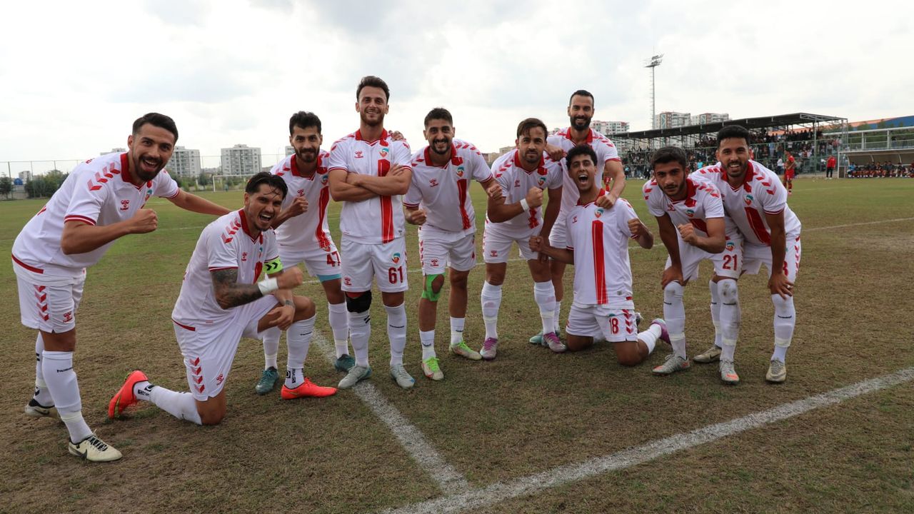 Viranşehir Belediyespor Diyarbakır'ı hezimete uğrattı