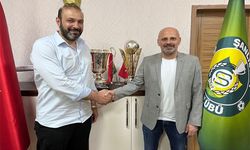 Urfaspor Turan'la devam kararı aldı