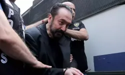 Adnan Oktar cezaevinde de rahat durmuyor