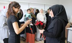 Haliliye'de anneler günü kutlandı