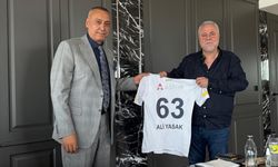 Urfaspor yönetiminden Ali Yasak'a ziyaret