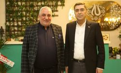 Necip Özbek dua bekliyor