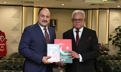 Pakistan Büyükelçisi'nden Başkan Gülpınar'a Ziyaret
