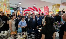 Şanlıurfa'da Polis Eşlerinden Anlamlı kermes