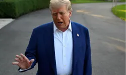 Donald Trump küplere bindi!