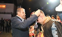 Halk oyunları finalinde ödüller verildi