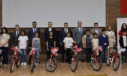 Büyükşehir Belediyesi, eğitime pedallı destek verdi