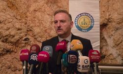 Rektör Güllüoğlu basınla buluştu