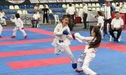 Viranşehirli kareteciler Karadeniz şehrinden madalyalarla döndü