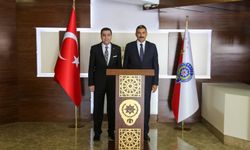 Urfa'nın yeni Cumhuriyet Başsavcısı Çakmak'tan başmüdüre ziyaret