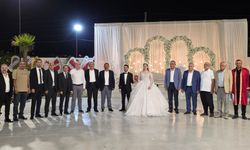 Yavuz ve Güneş ailelerinin mutlu gecesi