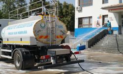 Haliliye Belediyesi okullarda kolları sıvadı