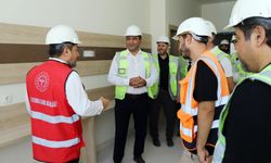 Berk, Şehir Hastanesinde incelemelerde bulundu