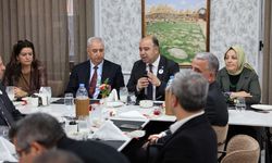 Başkan Çiftçi öğretmenleri bir araya getirdi