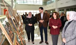 Emel Koşar'ın eserleri sanatseverlerin beğenisine sunuldu