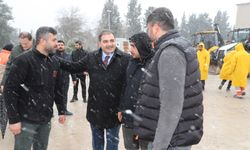 Başkan Canpolat ve ekibi sahada...