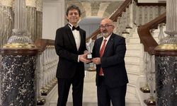 Manaf bir ödüle daha layık görüldü