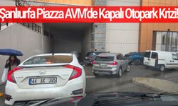 Memleketin akın ettiği AVM'de otopark krizi