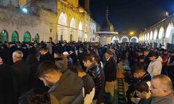 Kadir Gecesi Balıklıgöl doldu taştı