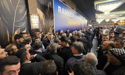 AK Parti'de bayramlaşma sevinci