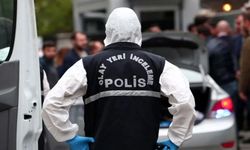 İnşaat işçisi aşağı attığı demirle oğlunu öldürdü