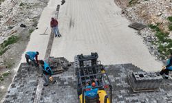 Eyyübiye’de yol çalışmaları sürüyor