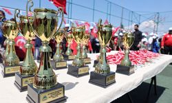 Eyyübiyeli çocuklar 23 Nisan Futbol Turnuvasında buluştu